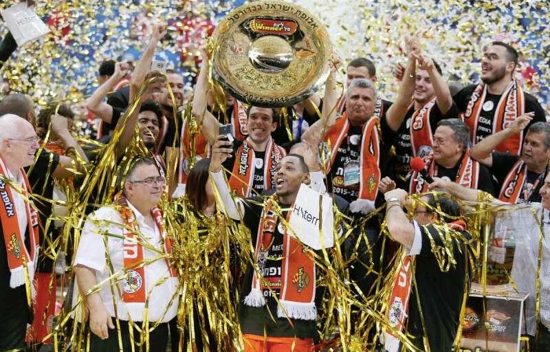 מכבי ראשל"צ והצלחת. איך העונה הקרובה תסתיים? // צילום: אלן שיבר